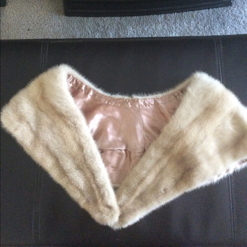 Authentic Real Large  Blond Mink Collar